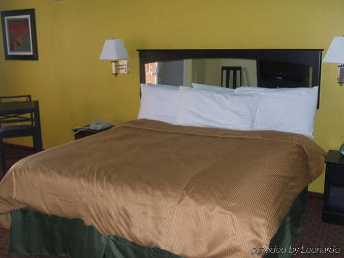 Scottish Inns & Suites Timber Creek, Houston, Tx Barker Екстериор снимка