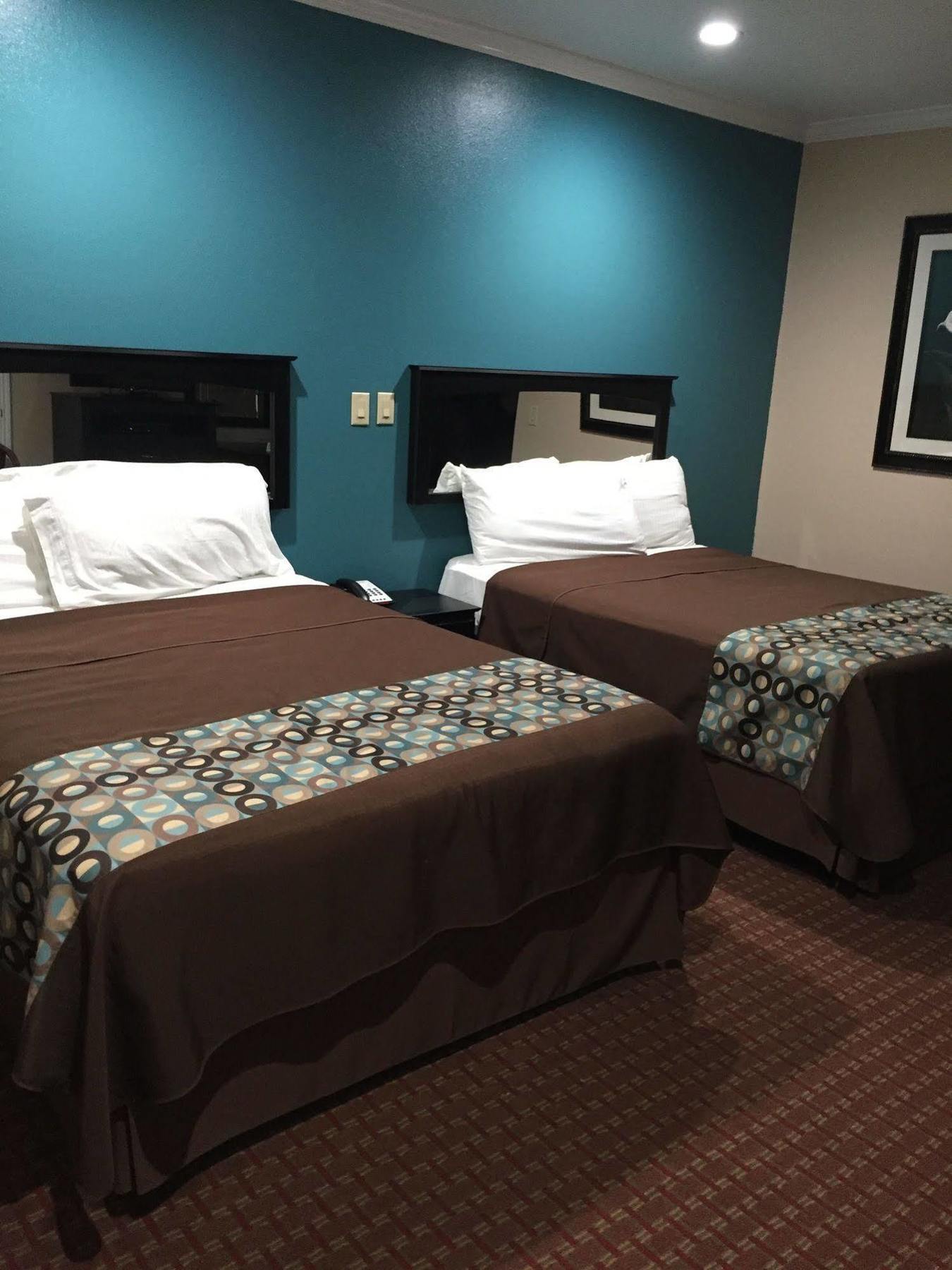 Scottish Inns & Suites Timber Creek, Houston, Tx Barker Екстериор снимка